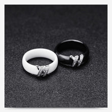 Load image into Gallery viewer, New Crystal Ceramic Ring Black &amp; White 2019