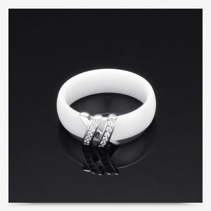 New Crystal Ceramic Ring Black & White 2019