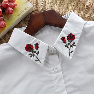 A lightweight, easy-to-wear and quick-necked blouse for women is carefully embroidered.